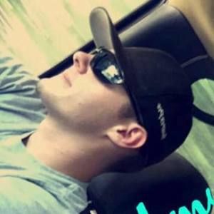 Meet your Posher, Logan